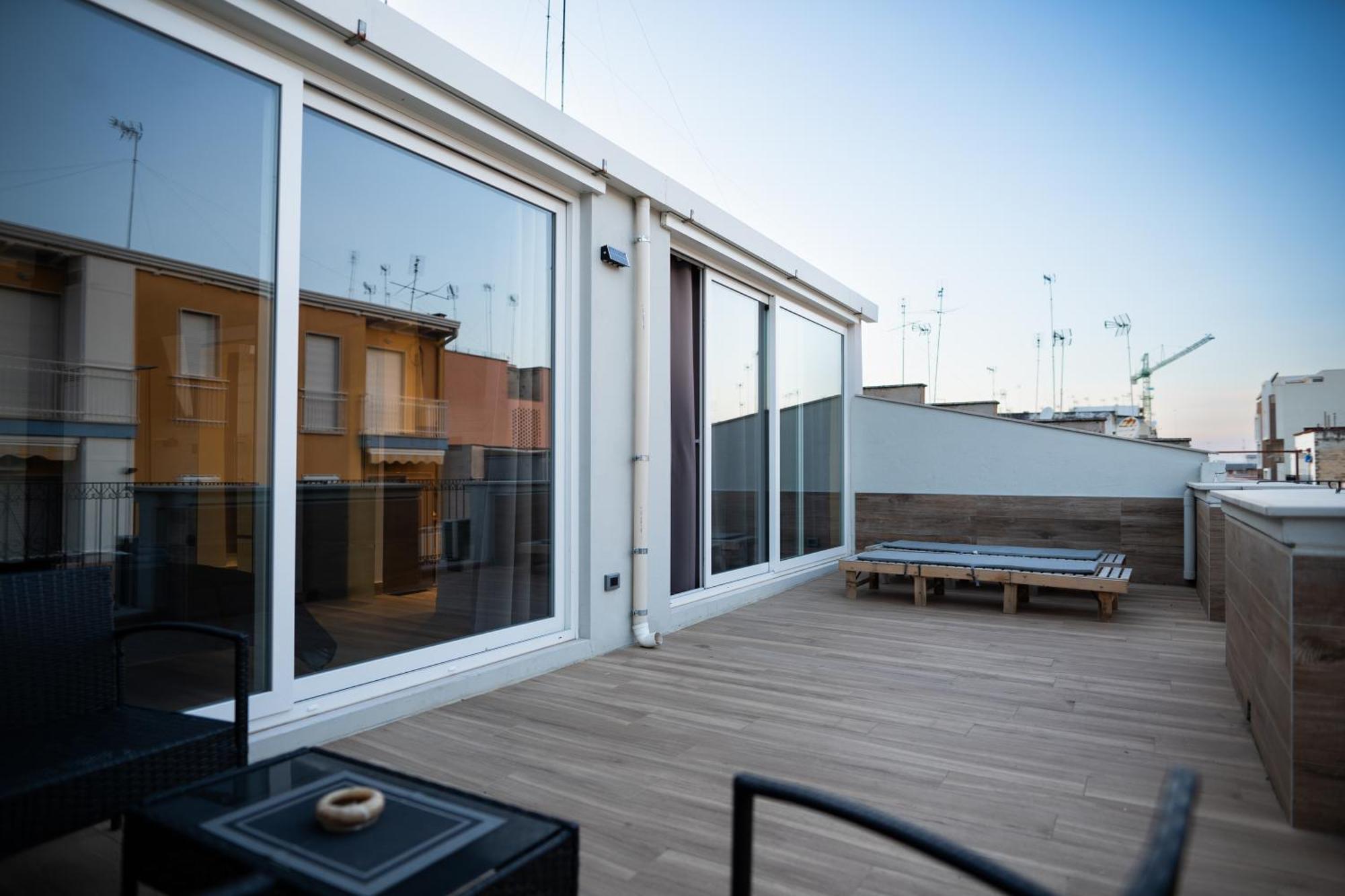 Casa Con Veranda E Idromassaggio Barletta Exterior photo